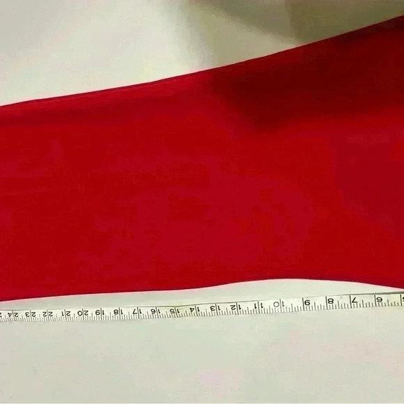 Elle Midrise Wide Leg Red Trousers Size 6 NWT - Picture 6 of 6